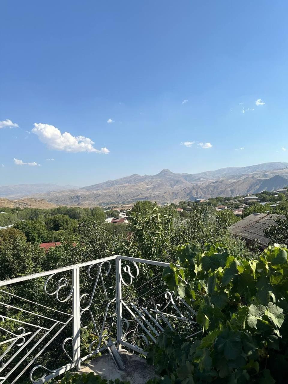 B&B Ruzan Yeghegnadzor Екстер'єр фото